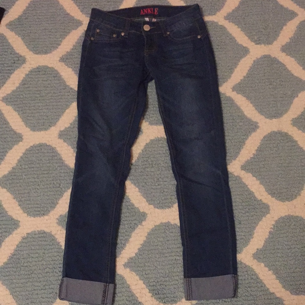 Ankle Jeans